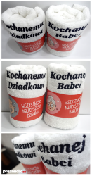2 x Ręczniki z haftem Kochanej Babci Kochanemu Dziadkowi z ozdobną etykietą 2
